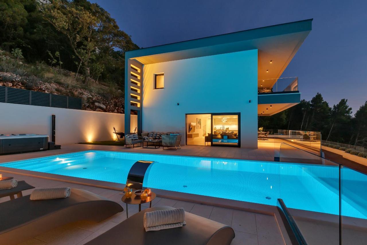 Villa Melody Bast Exterior photo