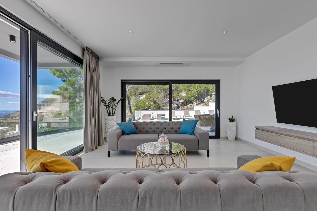 Villa Melody Bast Exterior photo